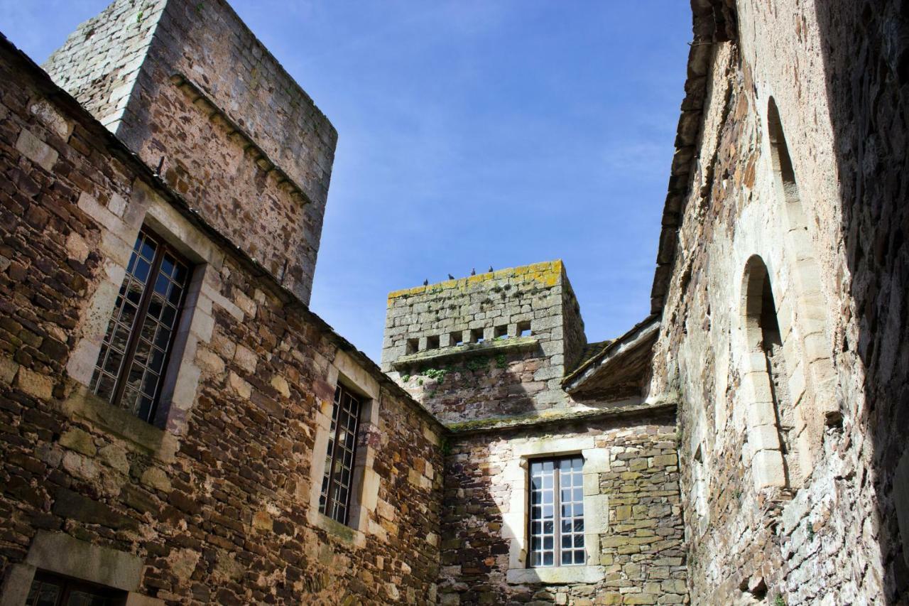Chateau De Latour Sur Sorgue Marnhagues-et-Latour Εξωτερικό φωτογραφία